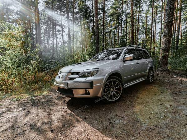 Mitsubishi Outlander на литых дисках VPS 33.13 R19 - Фото № 1