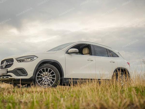 Mercedes GLA на стильных литых дисках AMG 14L - Фото № 3