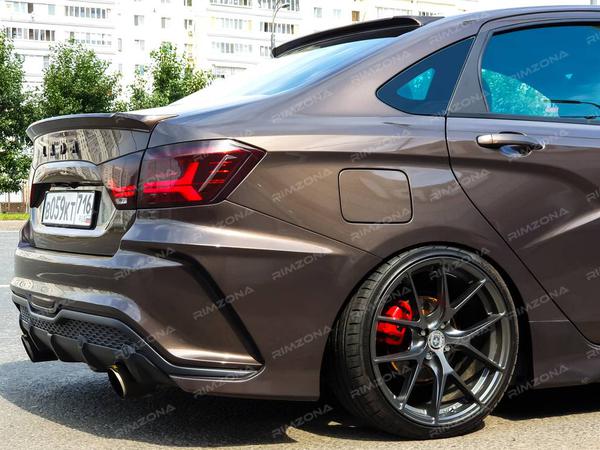 Lada Vesta на литых дисках HRE P101 R17 - Фото № 1
