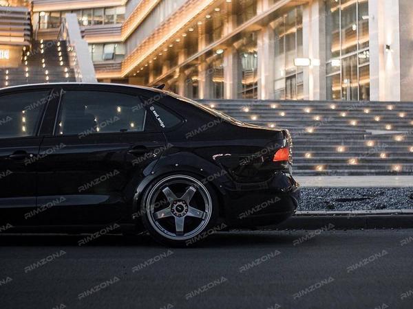 Volkswagen Polo на литых дисках nismo R18 - Фото № 4