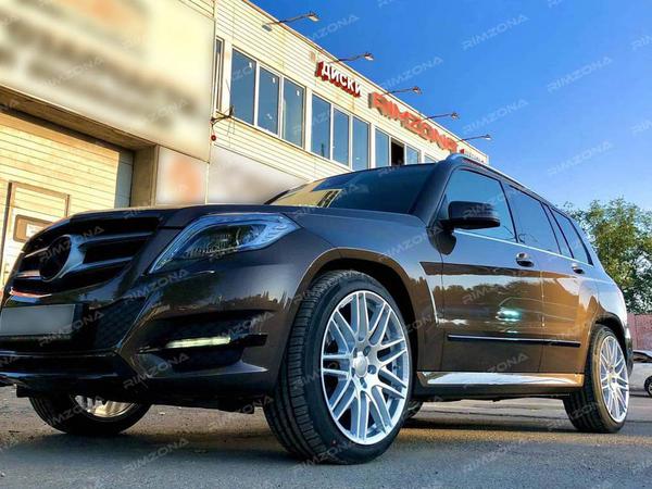 Mercedes GLK на литых дисках в стиле Brabus Monoblok F R20 - Фото № 2