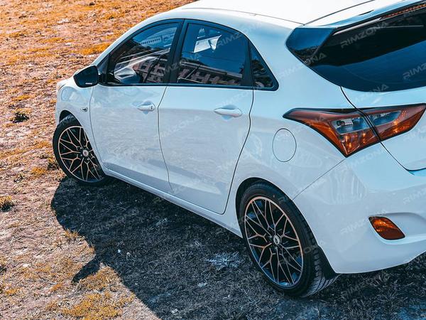 Hyundai i30 на литых дисках HRE P200 R18 - Фото № 6