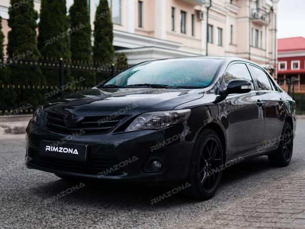 Toyota Corolla на литых дисках BBS FI-R R17 - Фото № 1
