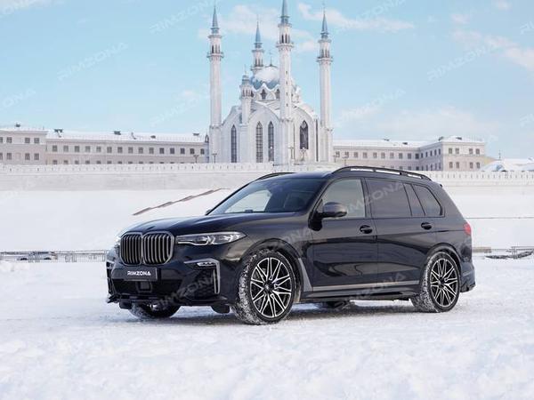 BMW X7 НА КОВАНЫХ ДИСКАХ В СТИЛЕ BMW 818 R22 - Фото № 3