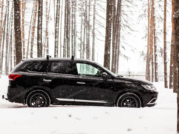 MITSUBISHI OUTLANDER НА ЛИТЫХ ДИСКАХ KOKO KUTURE SL526 R18 - Фото № 7