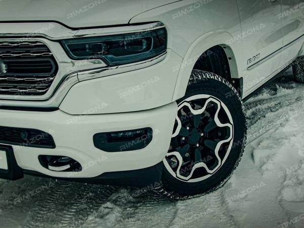 DODGE RAM 1500 НА КОВАНЫХ ДИСКАХ В СТИЛЕ RAM TRX 1500 R20 - Фото № 3