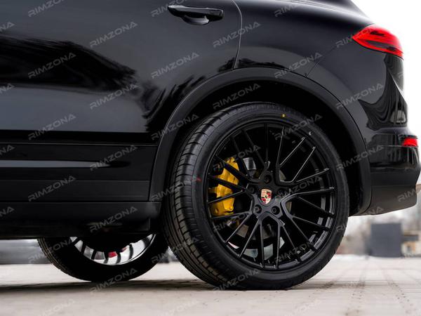 PORSCHE CAYENNE НА ЛИТЫХ ДИСКАХ В СТИЛЕ PORSCHE RS SPYDER R20 - Фото № 7
