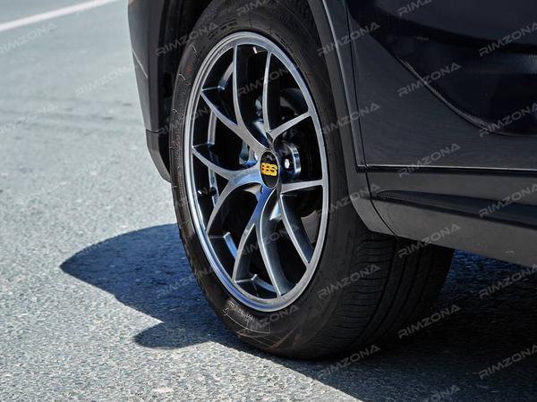 Omoda C5 на литых дисках в стиле BBS FI-R R18 - Фото № 4