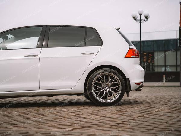 Volkswagen Golf на литых дисках VORSTEINER VFF-107 R18 - Фото № 8