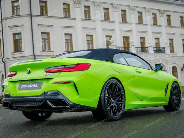 BMW M8 НА КОВАНЫХ ДИСКАХ В СТИЛЕ BMW 818 STYLE R21 - Фото № 8