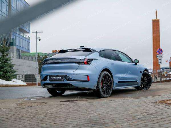 ZEEKR 001 НА КОВАНЫХ ДИСКАХ В СТИЛЕ VOSSEN HF-4T R22 - Фото № 7