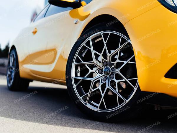 Opel Astra GTC на литых дисках в стиле HRE FF10 R20 - Фото № 3