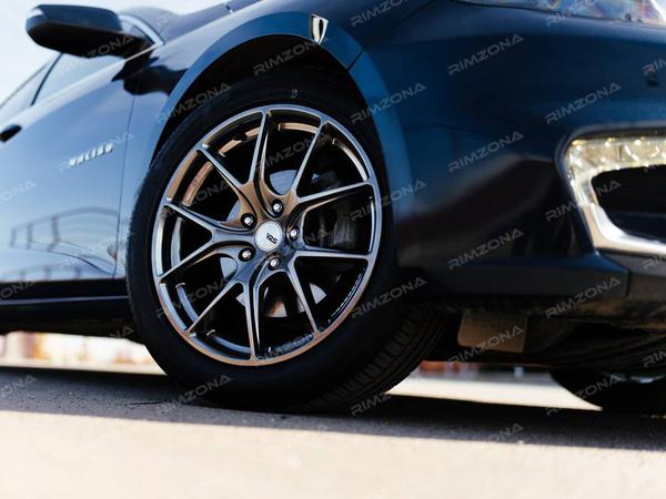 Chevrolet Malibu на литых дисках в стиле HRE P101 R18 - Фото № 7