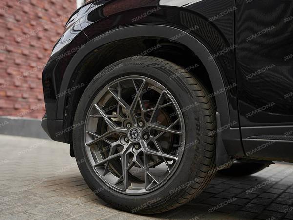 Omoda C5 на литых дисках дисках в стиле HRE FF10 R18 - Фото № 2