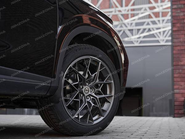 Omoda C5 на литых дисках дисках в стиле HRE FF10 R18 - Фото № 7