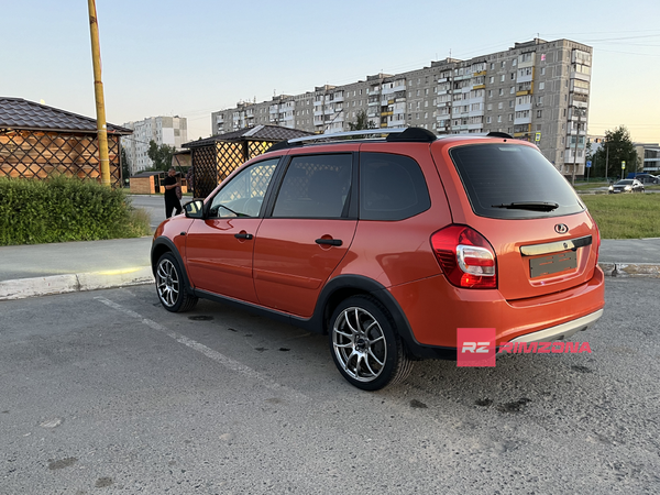 Lada Kalina Cross на дисках WORK EMOTION CR-KIWAMI R16 - Фото № 2