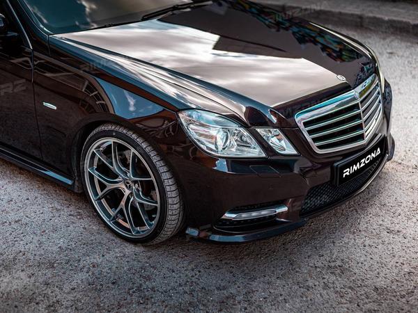 MERCEDES-BENZ E-CLASS НА ЛИТЫХ ДИСКАХ В СТИЛЕ BBS FI-R R19 - Фото № 5