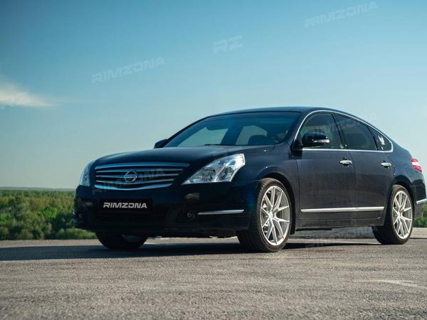 NISSAN TEANA НА ЛИТЫХ ДИСКАХ В СТИЛЕ HRE P101 R19 - Фото № 3