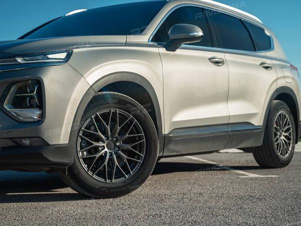 HYUNDAI SANTA FE НА ЛИТЫХ ДИСКАХ BRIXTON CM6-R R18 - Фото № 2