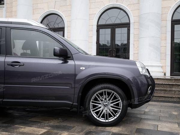 NISSAN X-TRAIL НА ЛИТЫХ ДИСКАХ В СТИЛЕ VOSSEN VFS-4 R18 - Фото № 3