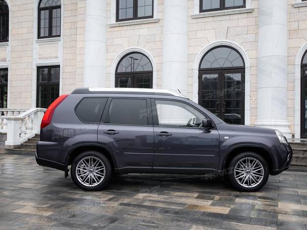NISSAN X-TRAIL НА ЛИТЫХ ДИСКАХ В СТИЛЕ VOSSEN VFS-4 R18 - Фото № 4