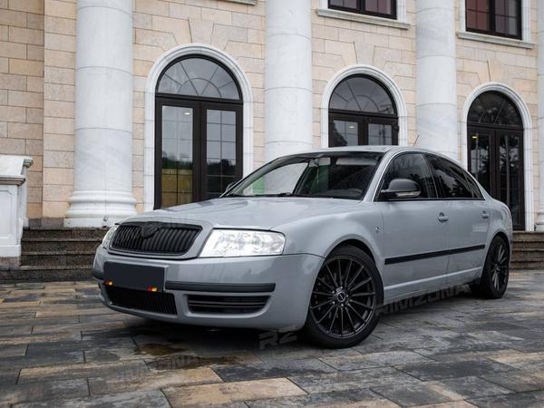 SKODA SUPERB НА КОВАНЫХ ДИСКАХ В СТИЛЕ VOSSEN VPS305 R18 - Фото № 1