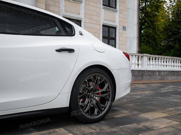 MASERATI QUATTROPORTE НА КОВАНЫХ ДИСКАХ В СТИЛЕ BRIXTON PF14 RS R21 - Фото № 7