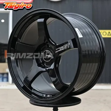 Литой диск ADVAN GT R18 9.5J 5x114.3 ET40 dia 73.1