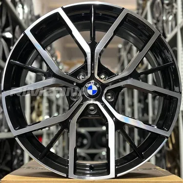 Литой диск В стиле BMW 845m Style R19 8J 5x112 ET30 dia 66.6