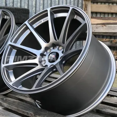 Литой диск XXR 527 R17 8J 4x100/4x114.3 ET35 dia 73.1