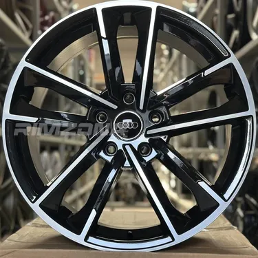 Литой диск В стиле Audi RS7 2023 R19 8.5J 5x112 ET35 dia 66.6